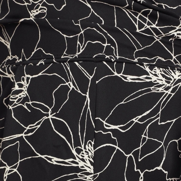 Lulu's Dancing in the Dark Black and White Print Strapless Jumpsuit Size S - Picture 2 of 16